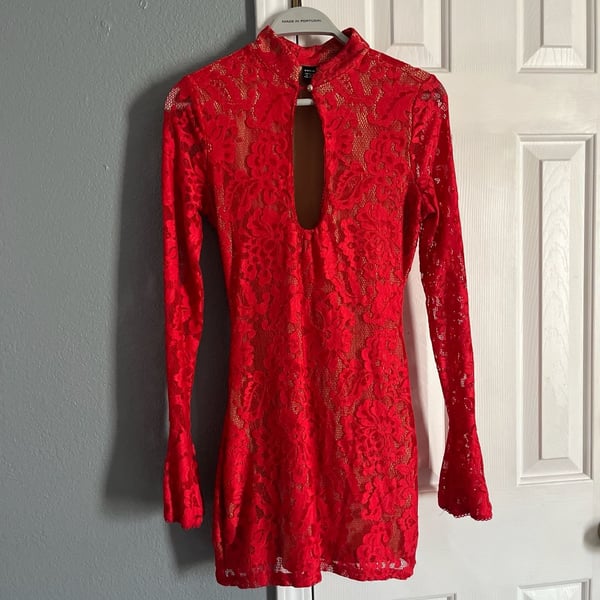 SHEIN Red Floral Lace Keyhole Mock Neck Mini Dress Size XS