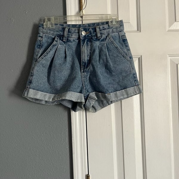 SHEIN High Waist Pleated Cuffed Denim Shorts Size XS