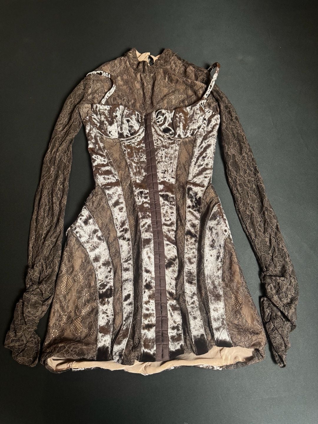 House of CB "Marica" brown velvet mini... 3