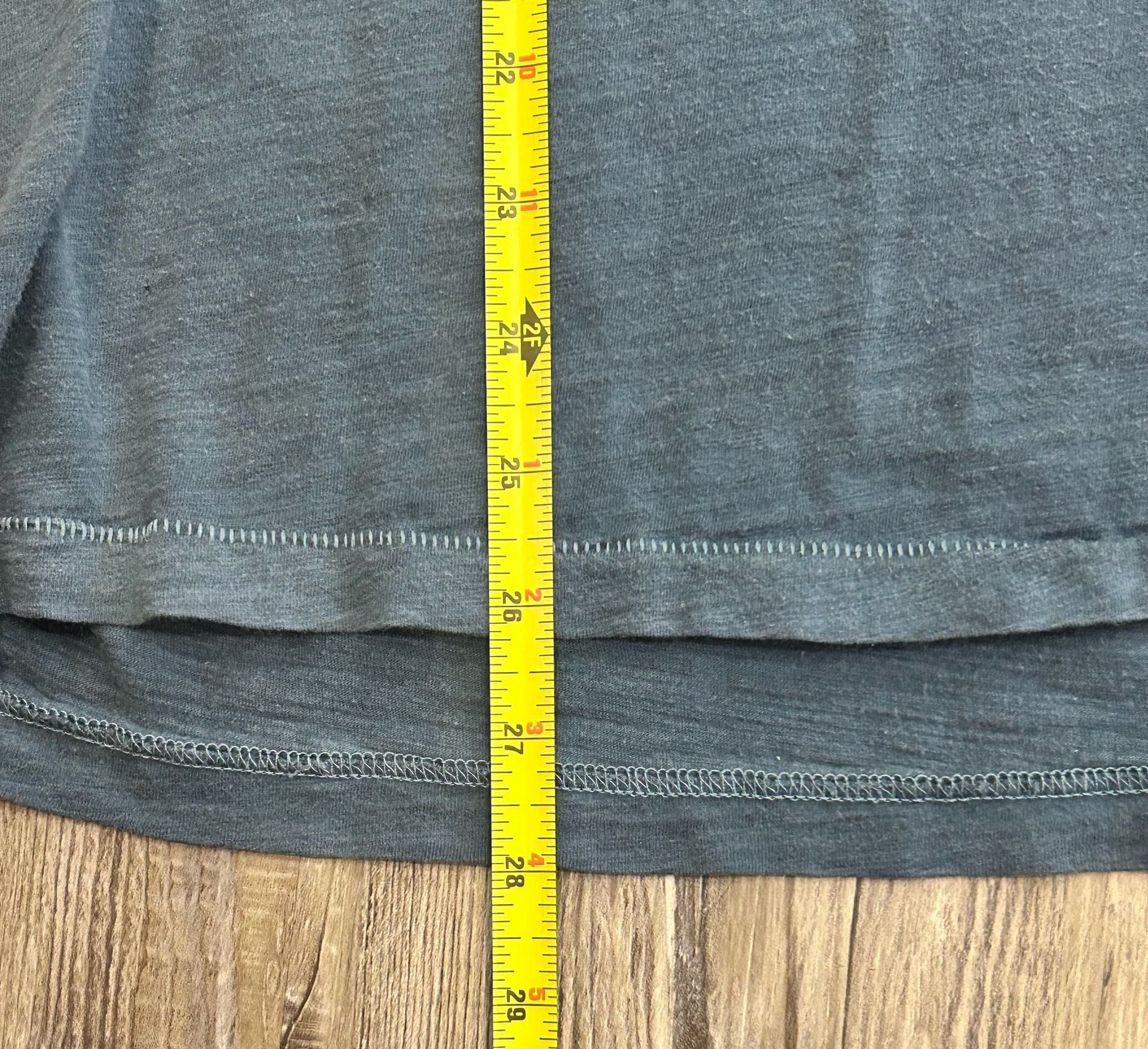 American Rag Men's Blue Ombre Graphic V-Neck T-Shirt Size L 6