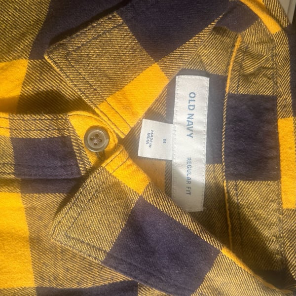 Old Navy Regular Fit Yellow & Navy Buffalo Plaid Flannel Shirt, Size M