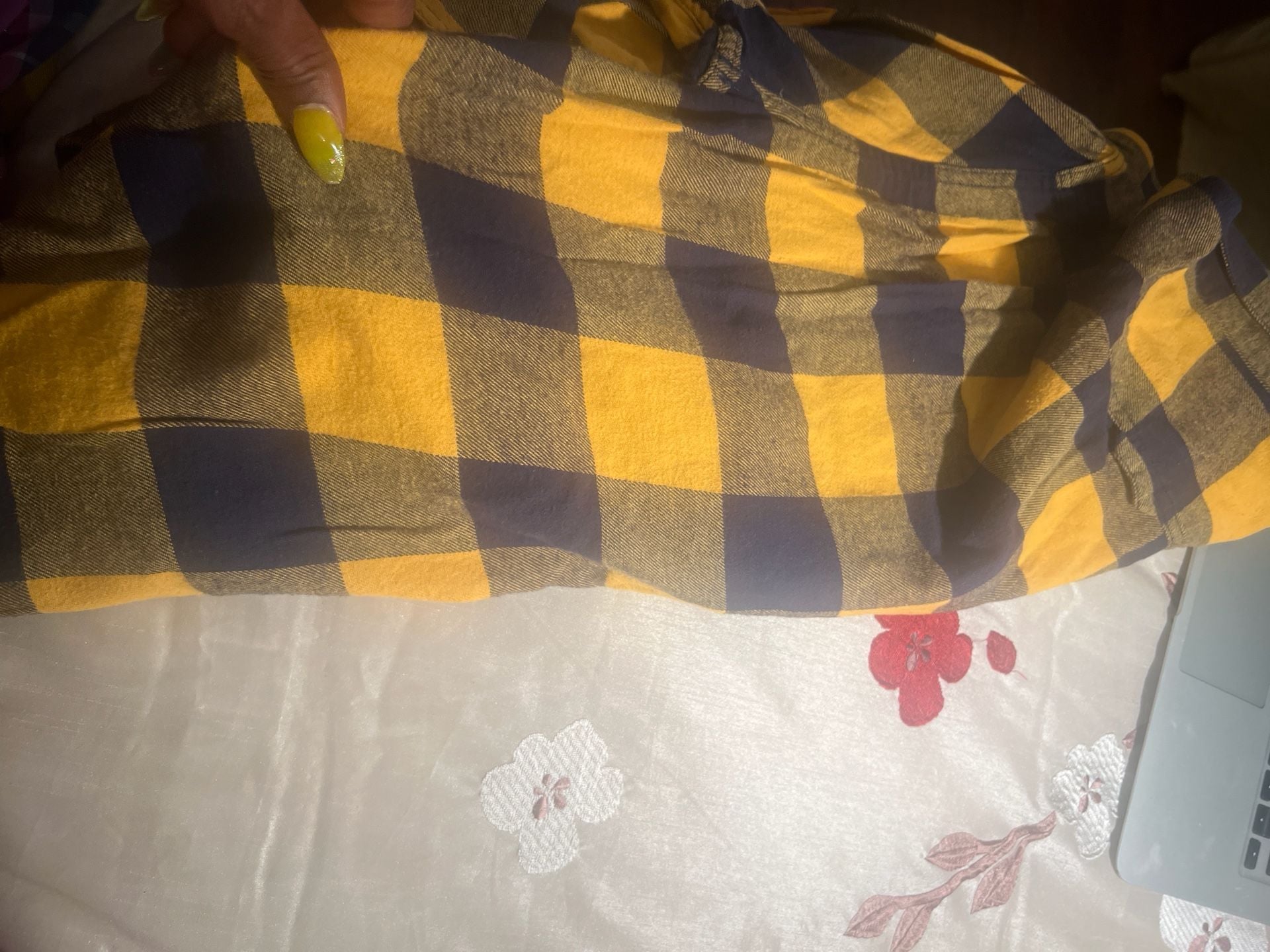 Old Navy Regular Fit Yellow & Navy Buffalo Plaid Flannel Shirt, Size M 7