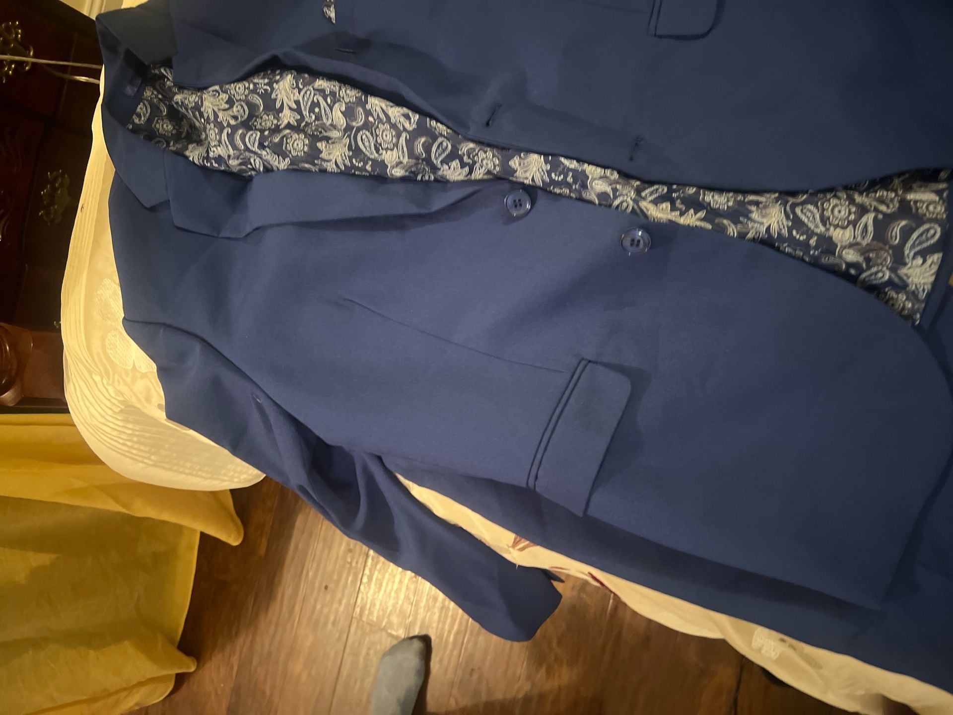 Victorio Couture Men's 2-Piece Slim Fit Suit Royal Blue Size 38S 7