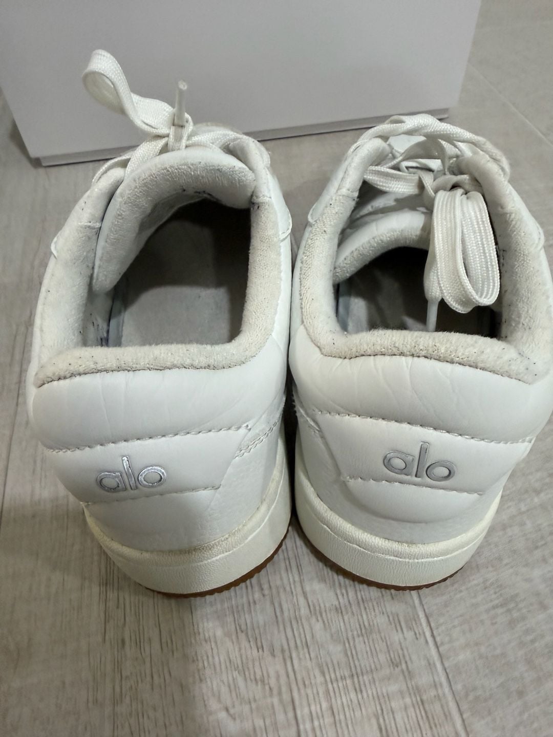 Alo X 01 Classic White Leather Sneakers w/ Gum bottom  7