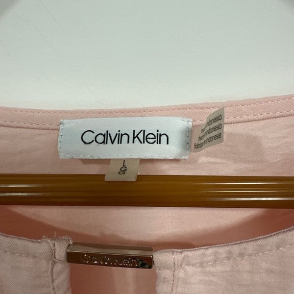 Calvin Klein Women's Pink Keyhole Neck Roll-Tab Sleeve Blouse Size L