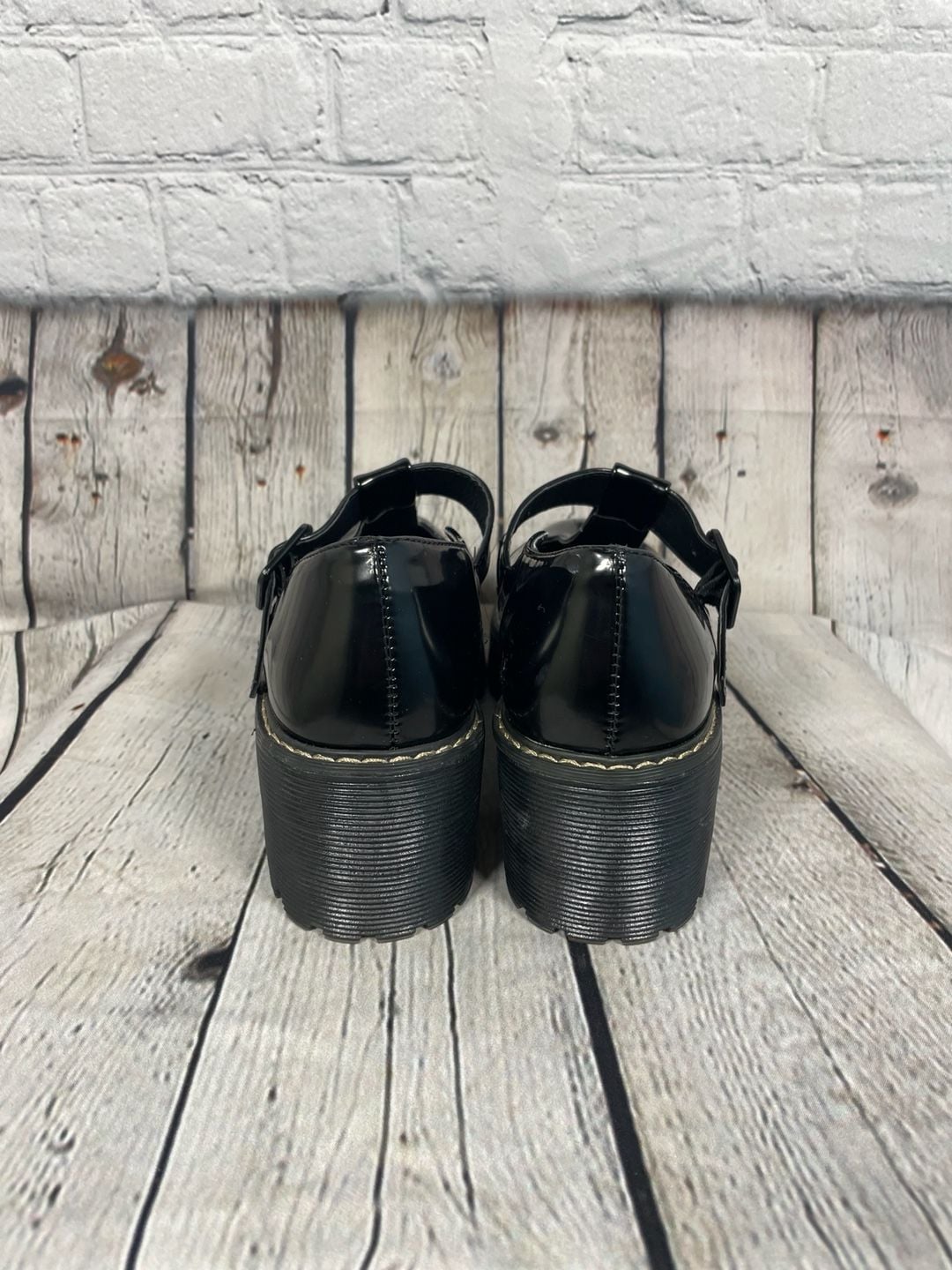 Madden Girl Trollo Black Patent T-Strap Platform Mary Jane Shoes Size 7M 7