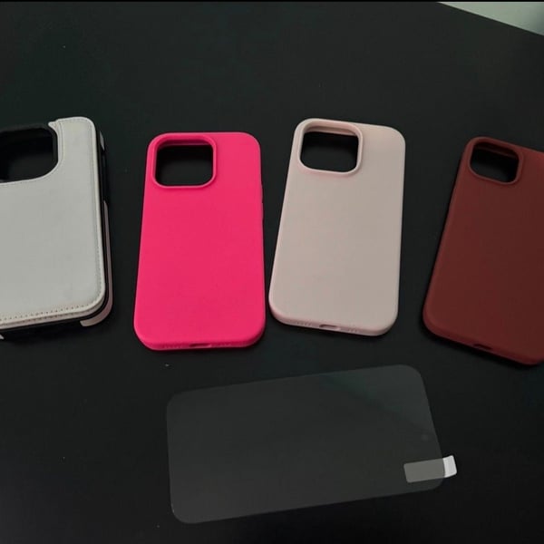 iPhone 11 Pro Max hot pink case