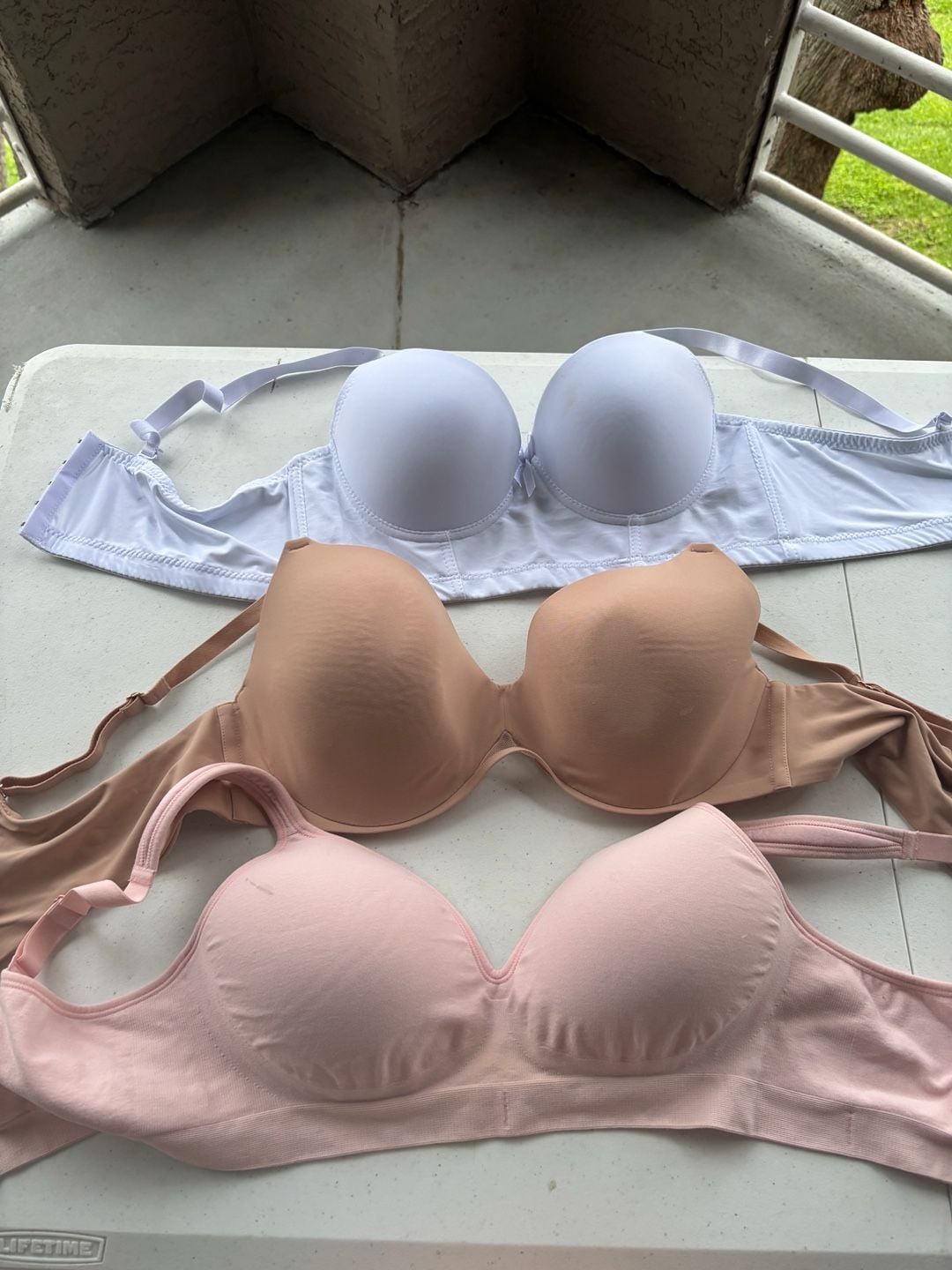 👙 3 Bra Bundle Sizes: 38C,40C and Medium 1