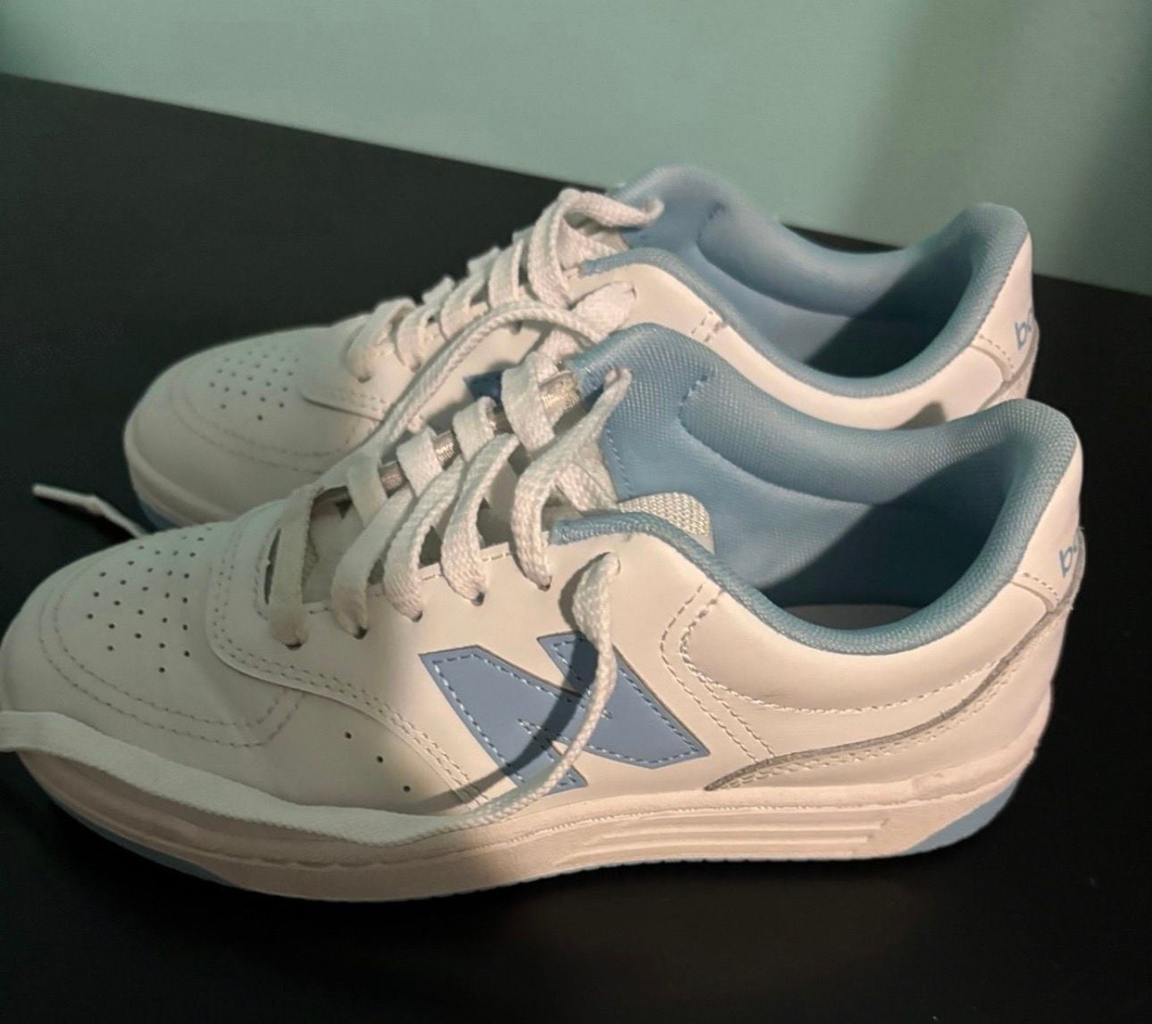 Woman's new balances New Balance 4.5 big kids n woman’s size 5 3