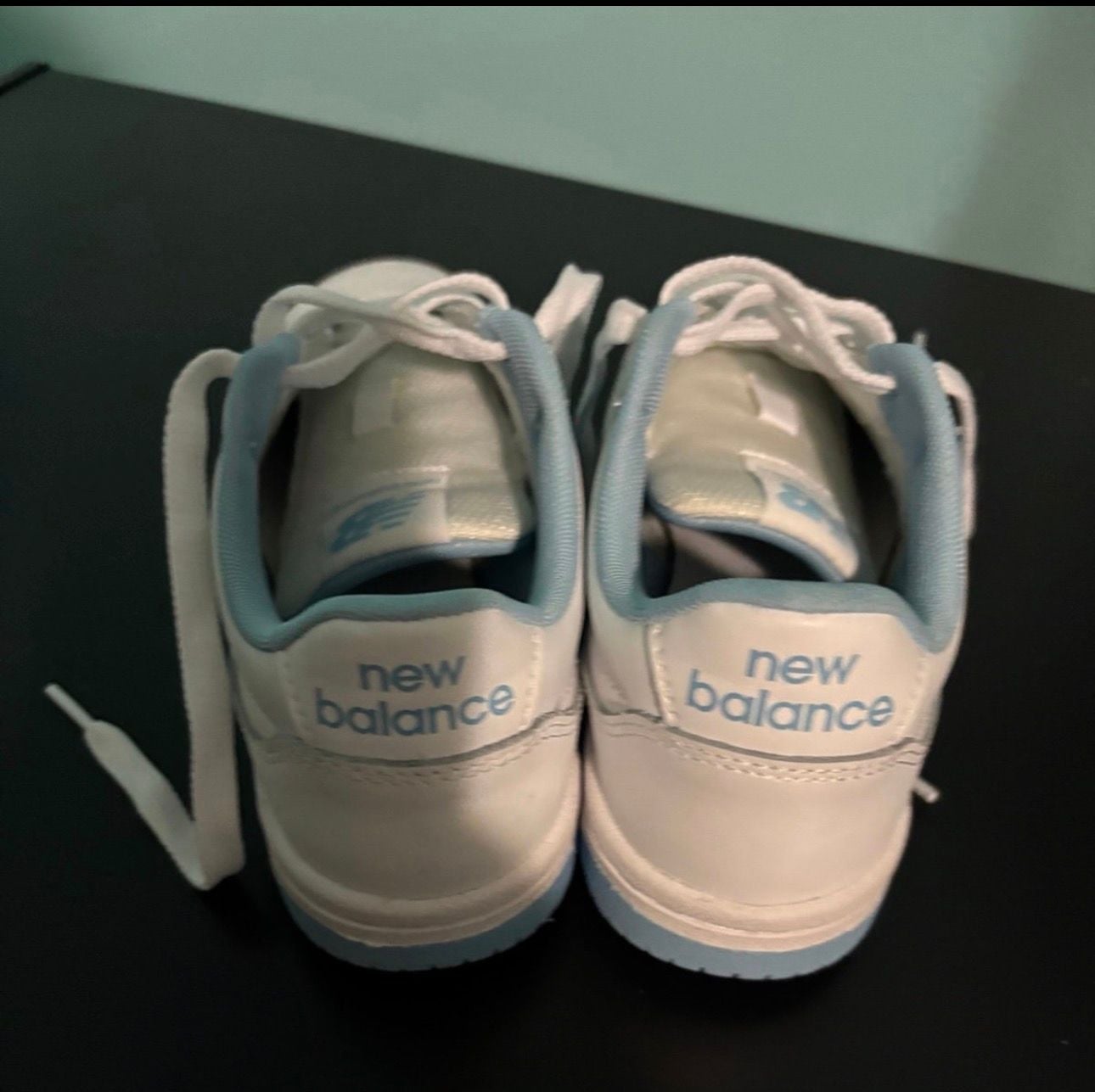 Woman's new balances New Balance 4.5 big kids n woman’s size 5 4