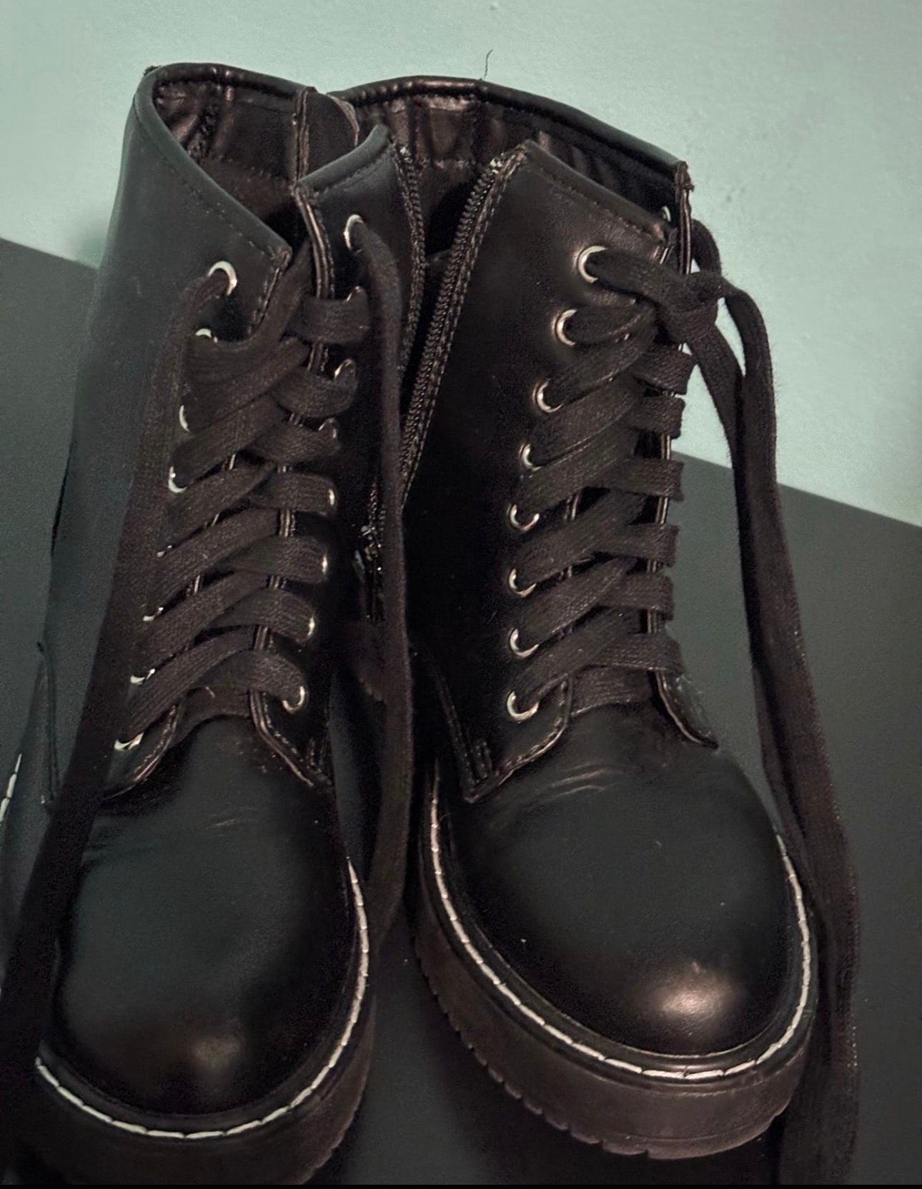 Madden Girl Kurrt Black Lace-Up Combat Boots Size 5M 2