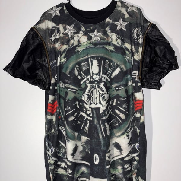 Hudson NYC Men's Graphic T-Shirt with Zipper Faux Leather Sleeves Size 2XL