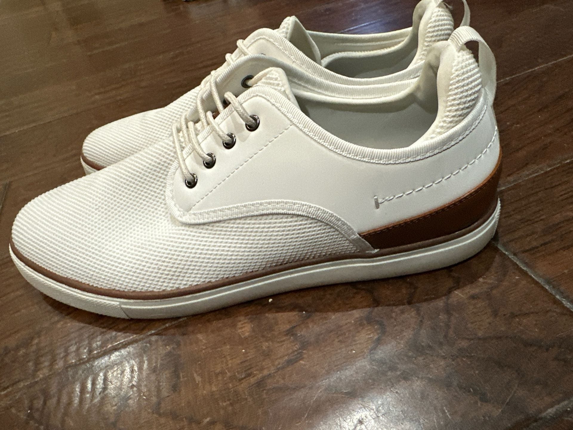 Madden Men's White Mesh Lace-Up Sneakers with Brown Accents Size 12 8