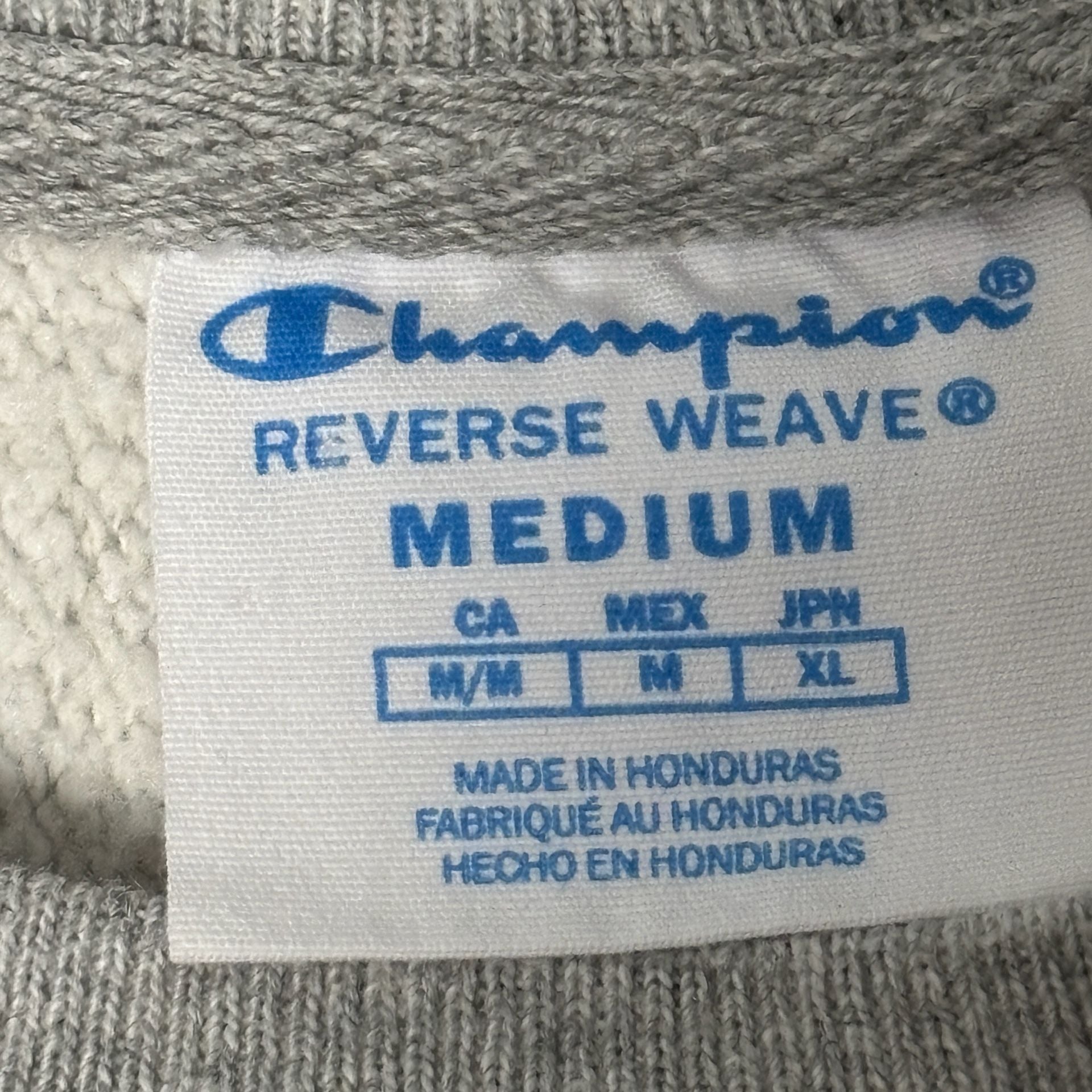 Champion Crewneck Sweatshirt Womens Medium
Heather Gray Reverse Weave Pullover. 4