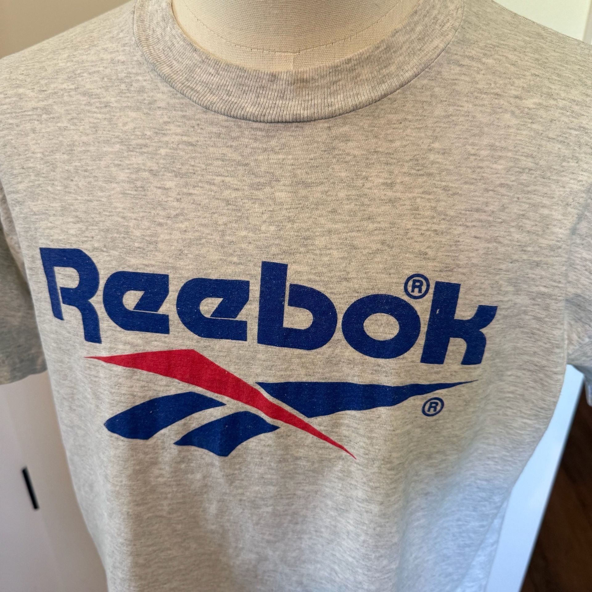 Vintage Reebok Vector Logo T-Shirt Grey Size Large Made in USA 5
