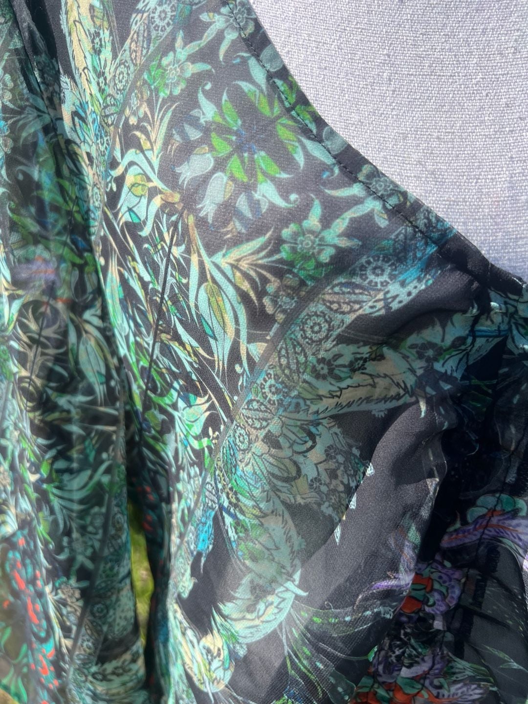 City Chic Sheer Floral Ruched Front Maxi Dress Cover-up Size XS/14 8