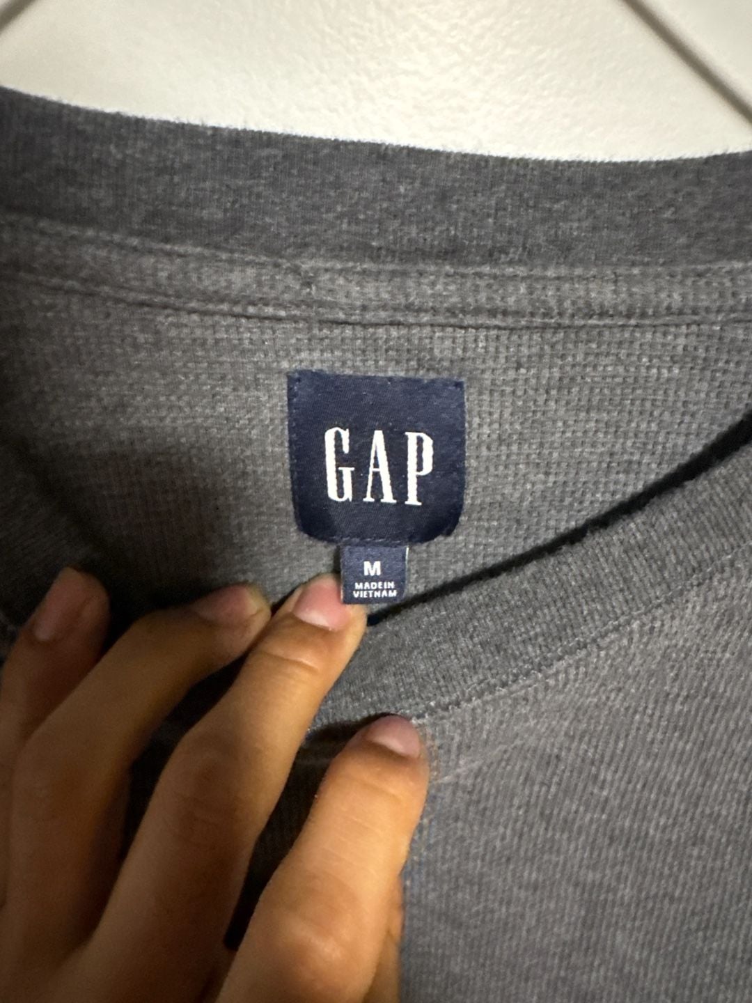 Gap Grey Waffle Knit Thermal Long Sleeve Shirt Size Medium 3