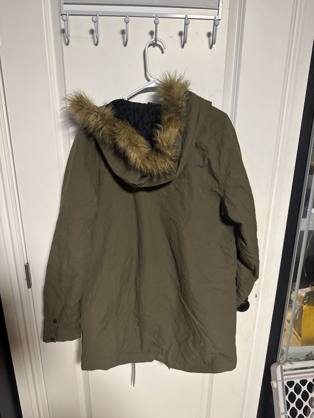 Oakley Women's Olive Green Utility Parka Jacket with Faux Fur Hood Size L 4
