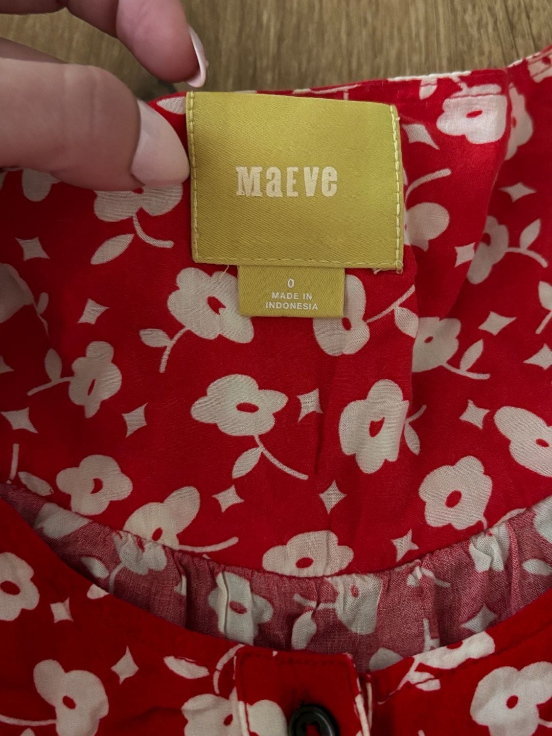 Maeve by Anthropologie Red Floral Button-Down Sleeveless Top, Size 0 3