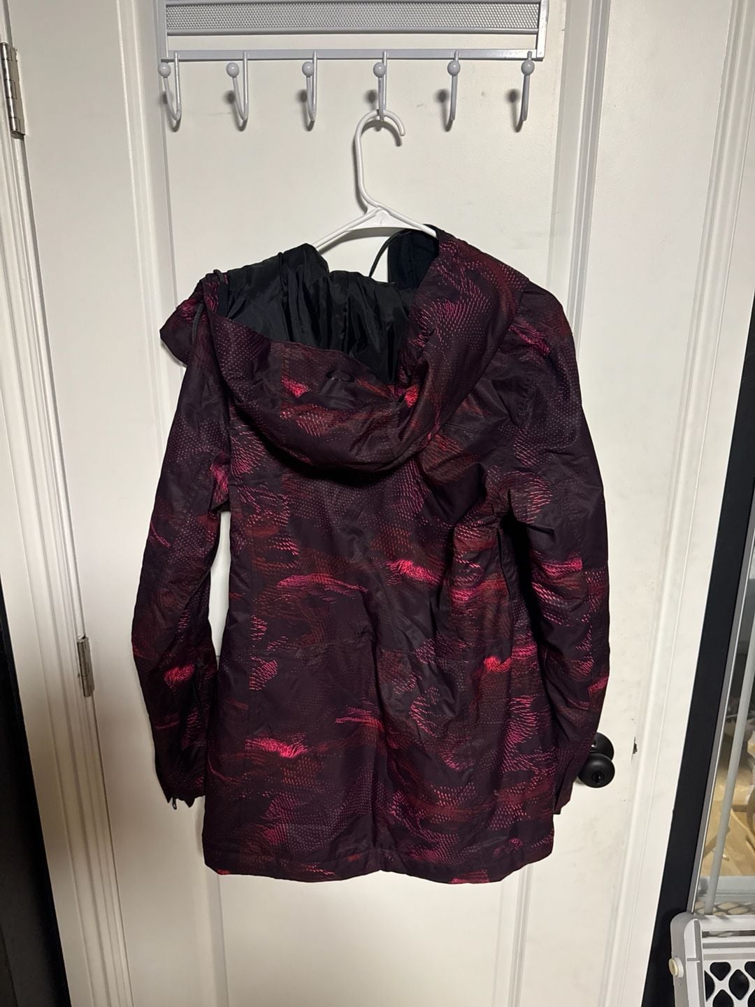 Oakley Women's Spellbound Biozone FN Dry 10K Insulated Parka Jacket, Size Medium 4