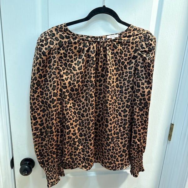 PLEIONE Leopard Print Puff Sleeve Smocked Cuff Blouse Size L