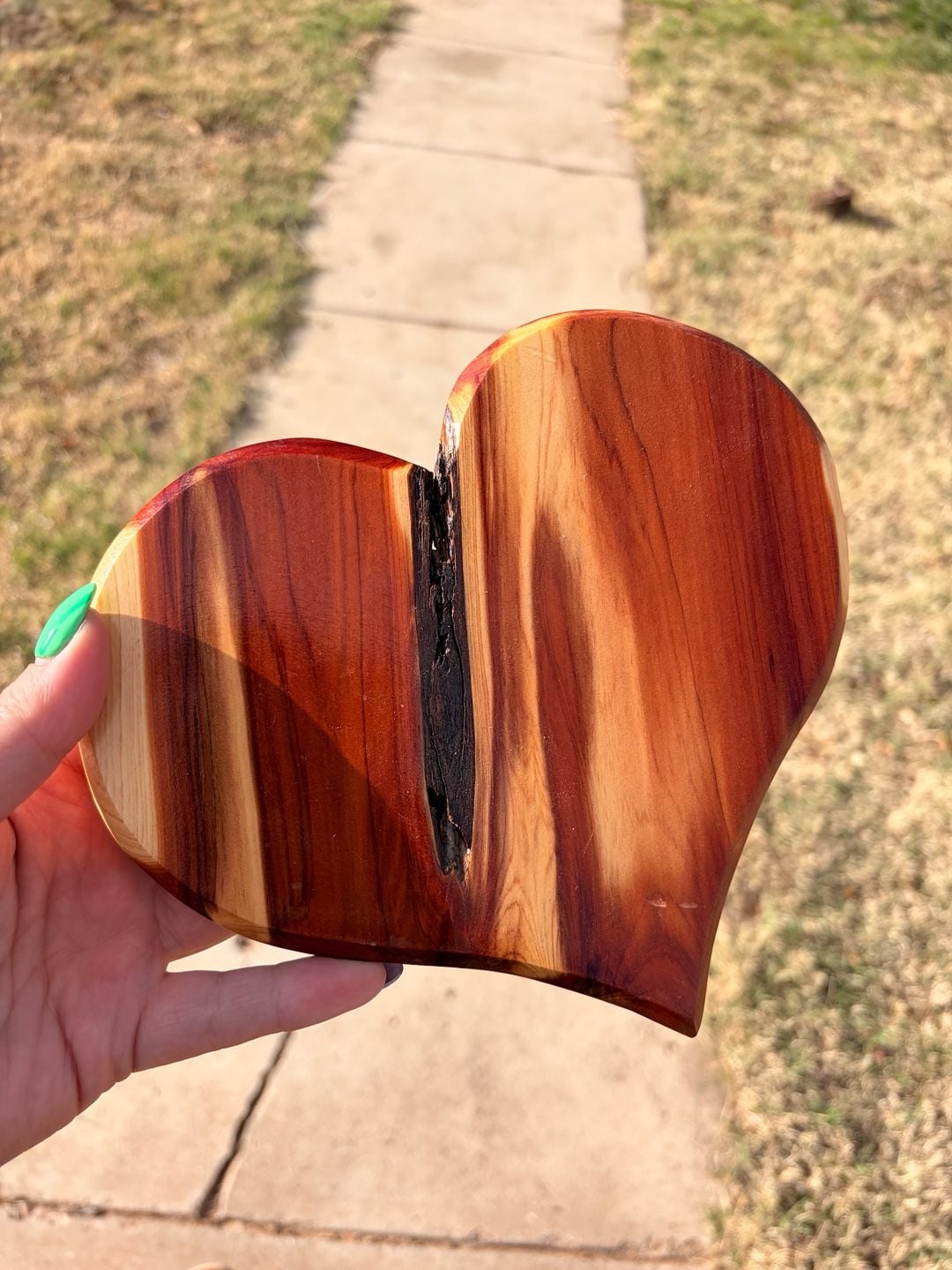 Handmade Aromatic Red Cedar Heart Shaped Wood Decor 1