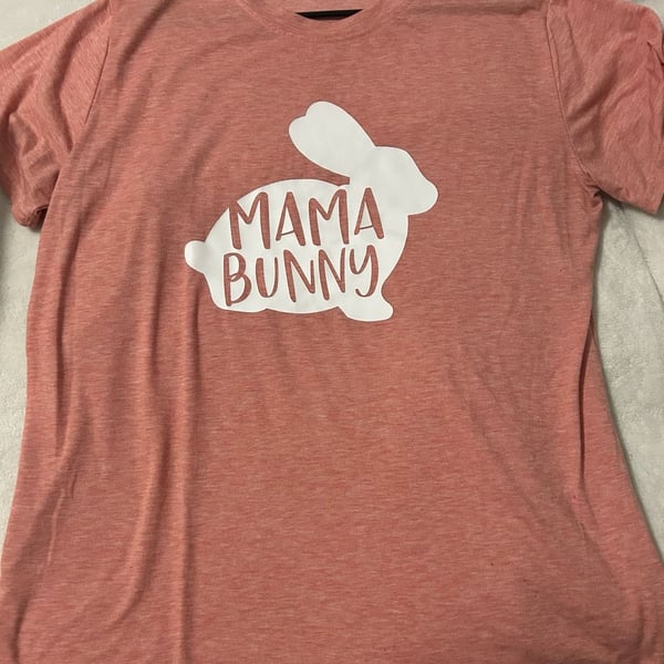 Mama Bunny Easter Graphic Tee Pink Heathered Short Sleeve T-Shirt