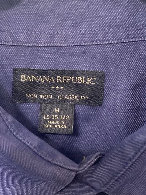 Banana Republic Men's Non-Iron Classic Fit Solid Dress Shirt Blue Size M 15-15.5 3