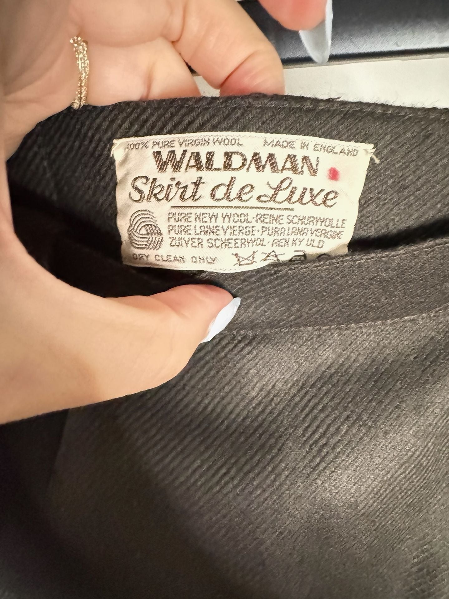 Waldman Skirt de Luxe Vintage 100% Virgin Wool Pencil Skirt Made in England 5