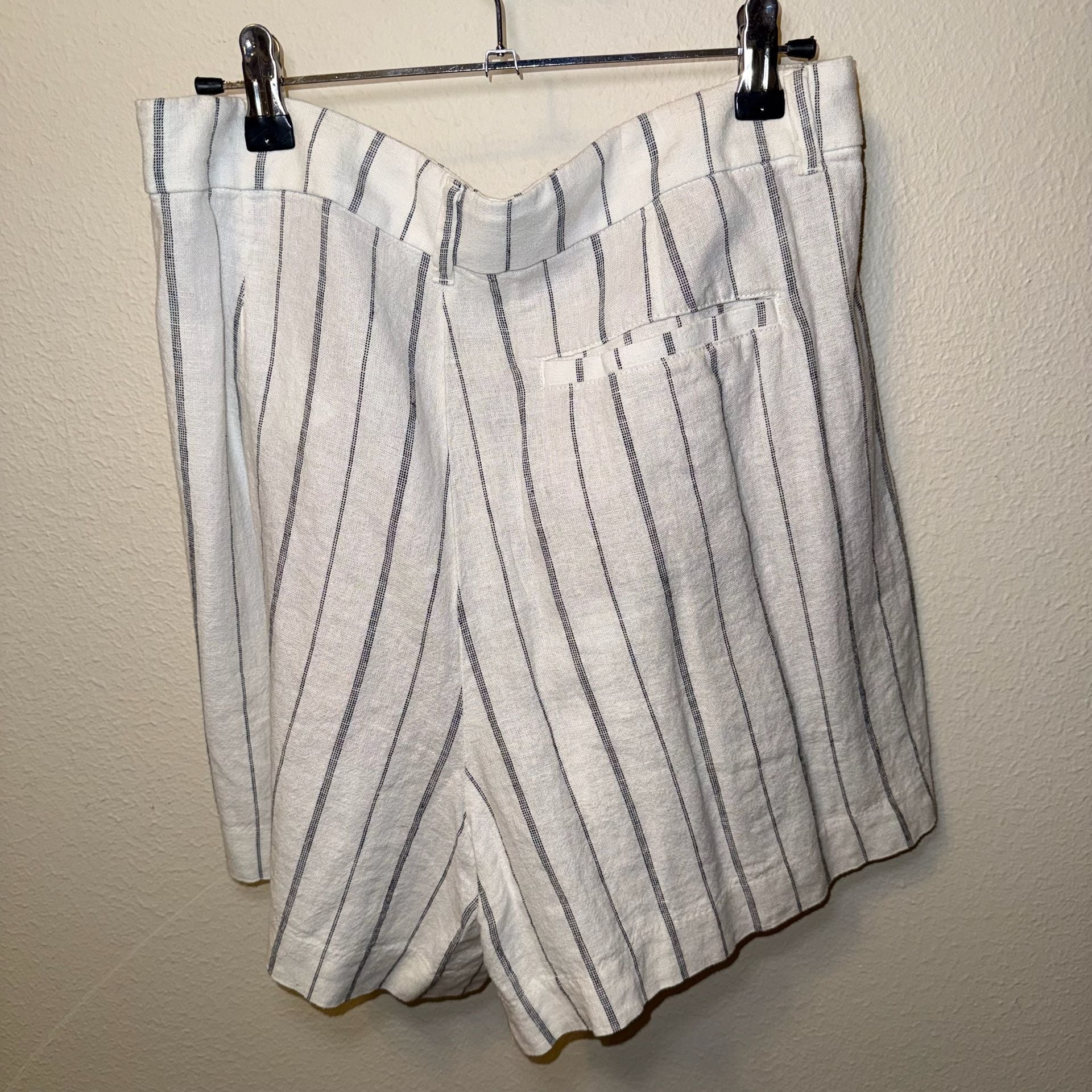 Old Navy Taylor Extra High-Rise Linen-Blend Striped Shorts Size L 7