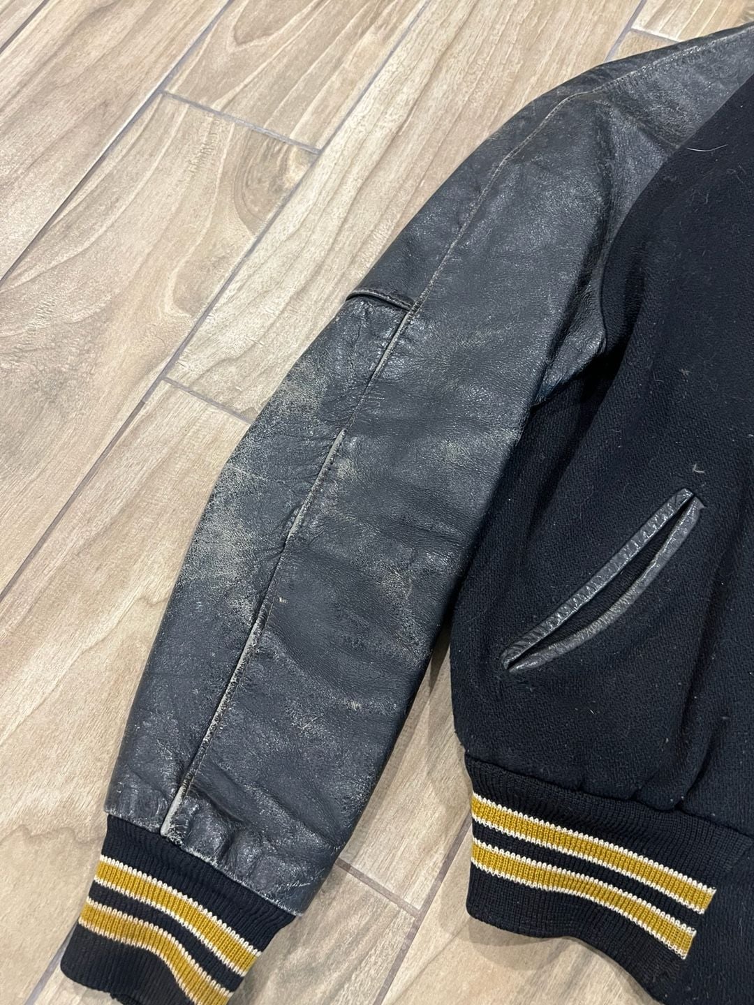Vintage Diamond Hardware & Sporting Goods Varsity Letterman Jacket Size S Black Leather Wool 3