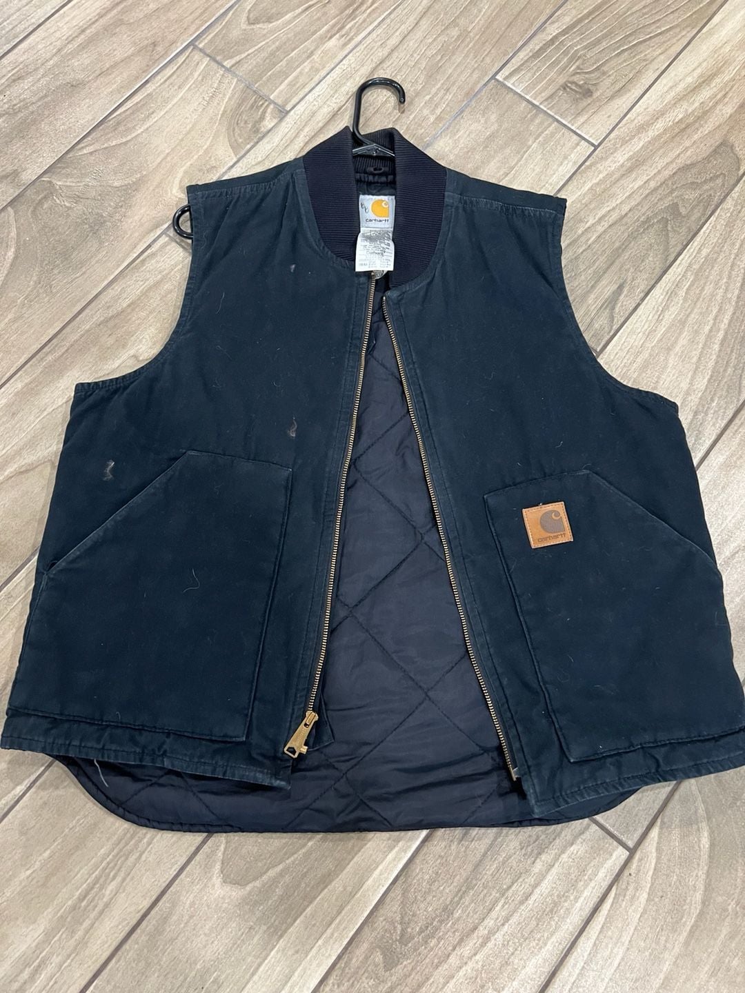 Carhartt V300 BLK Arctic Quilt-Lined Duck Vest Black Size Large Regular 1