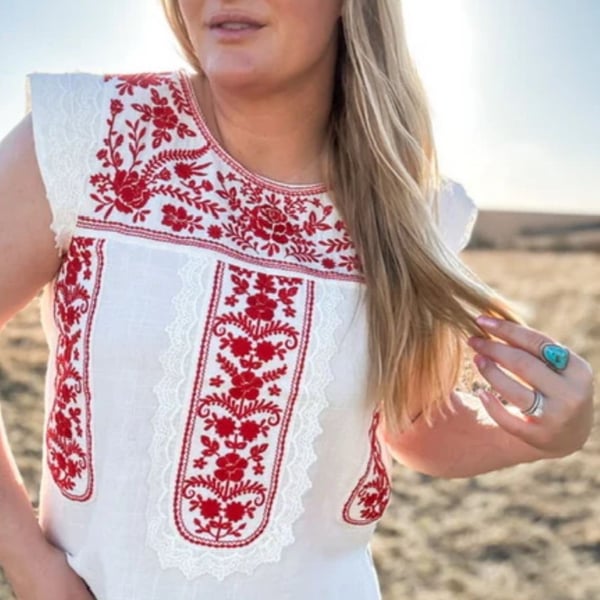 Savanna Jane Tandy Floral Embroidered Top