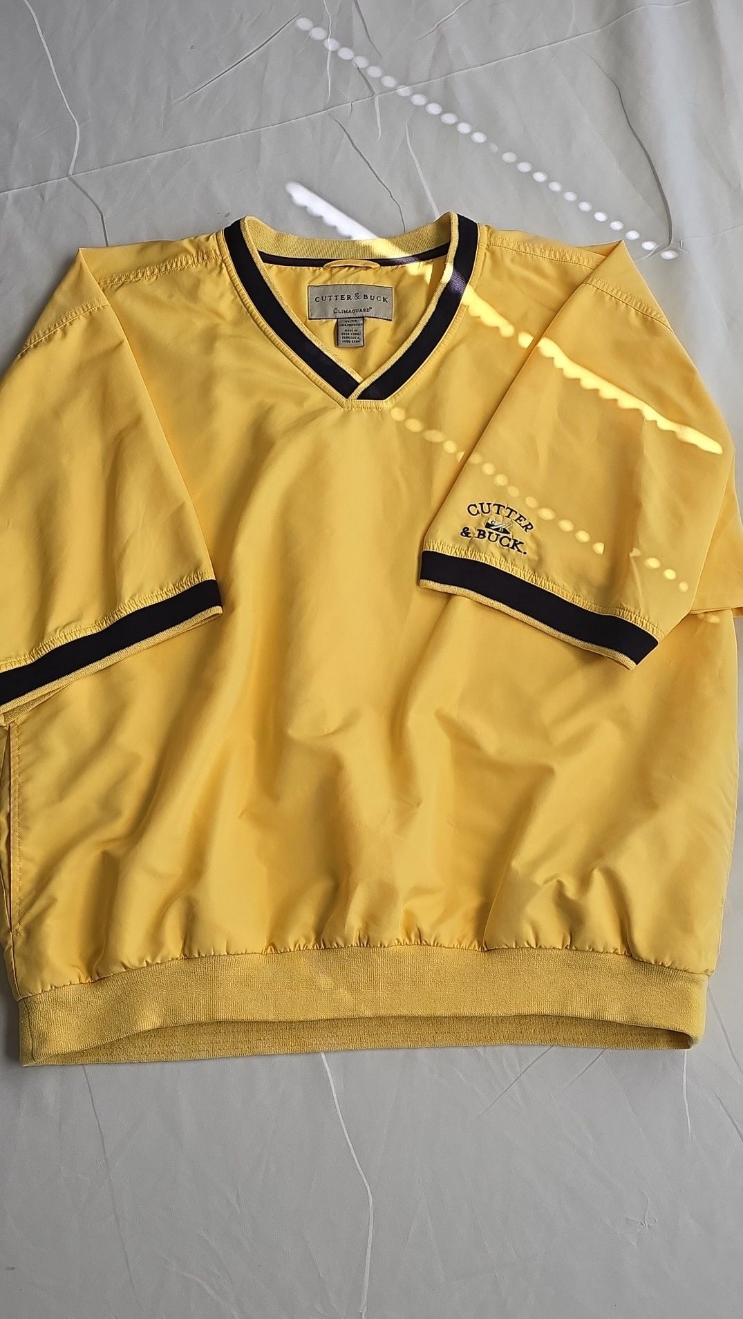 Cutter & Buck Climaguard Short Sleeve V-Neck Windbreaker Pullover Jacket Yellow Size XL 2