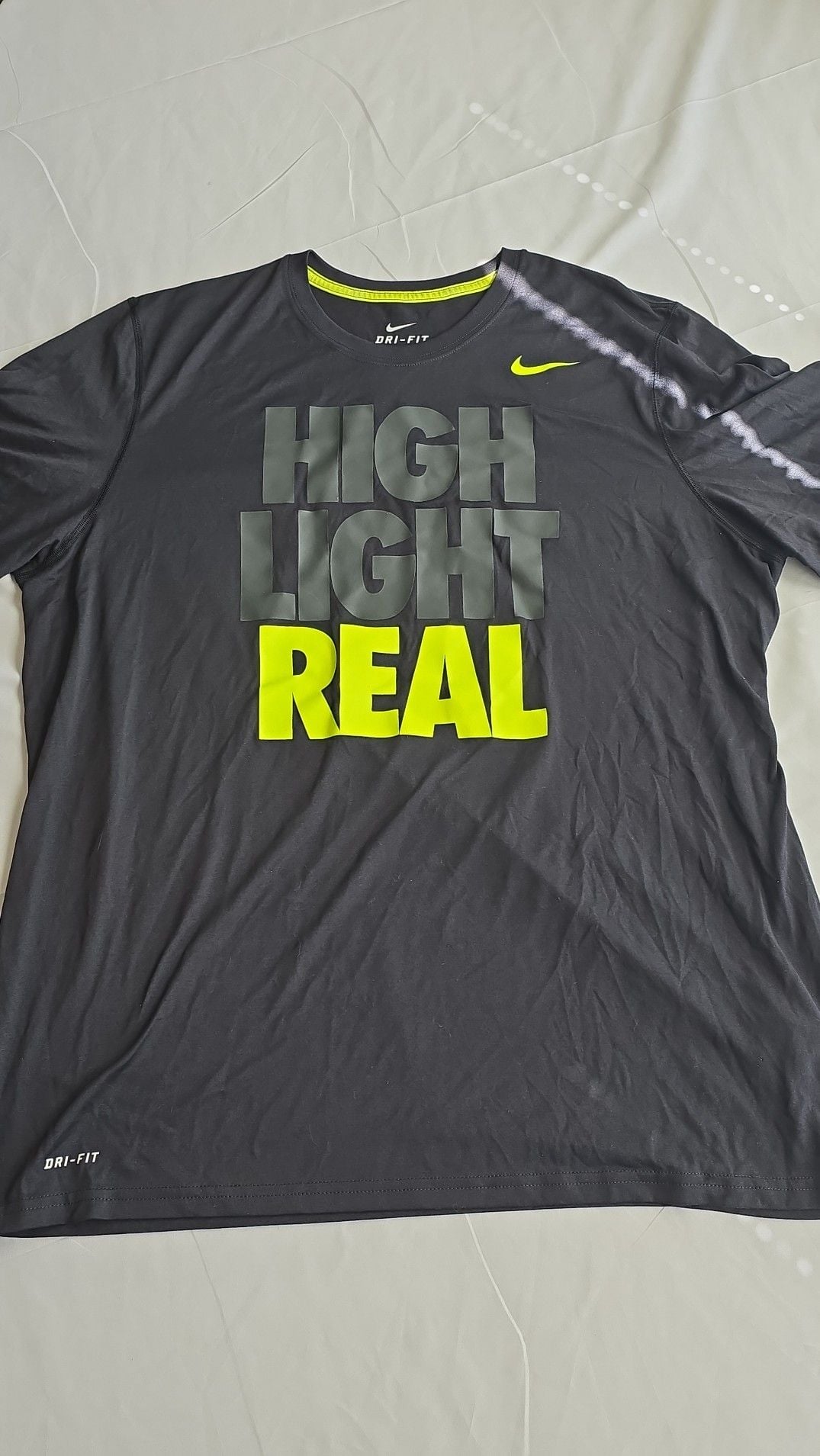 Nike Dri-FIT "High Light Real" Graphic T-Shirt Black Neon XXL 2