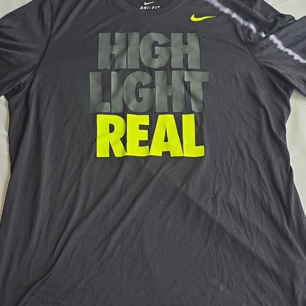 Nike Dri-FIT "High Light Real" Graphic T-Shirt Black Neon XXL