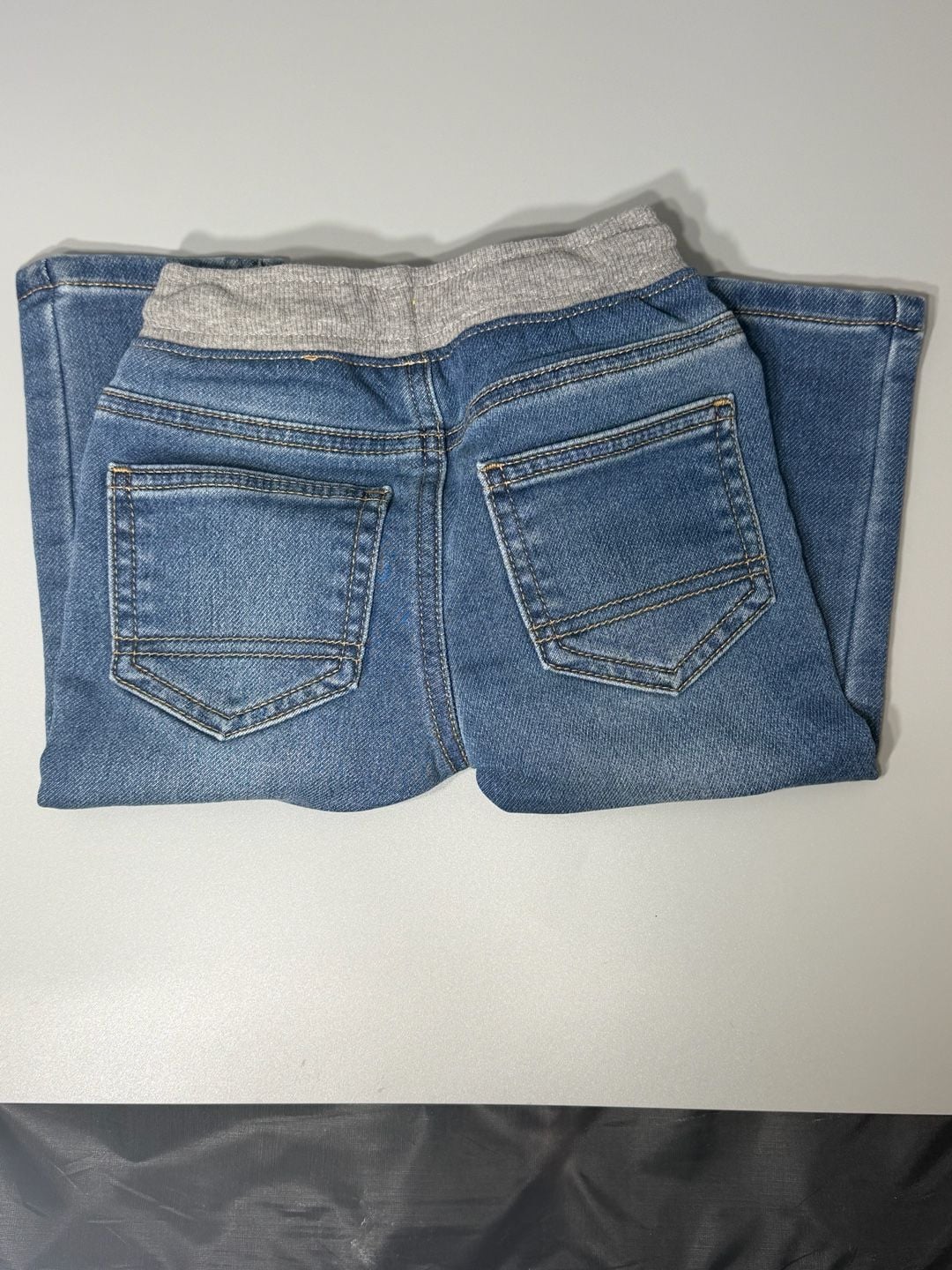 Product thumbnail 3