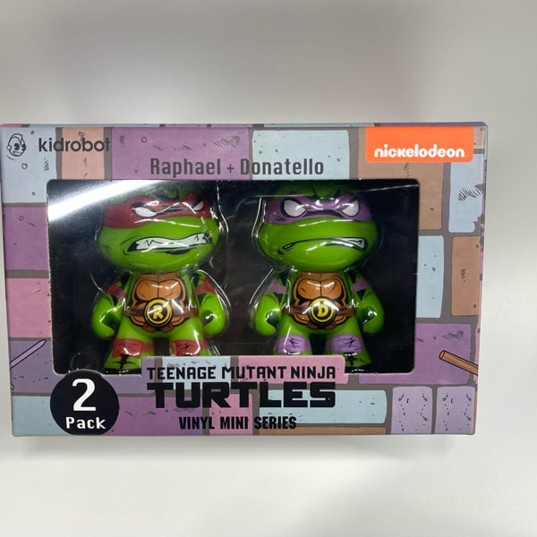 Kidrobot Teenage Mutant Ninja Turtles Vinyl Mini Series 2 Pack Raphael + Donatello 3"