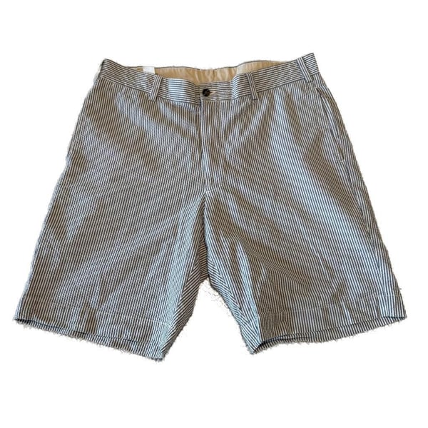 Bills Khakis Classic Fit Seersucker Shorts Blue White Striped Size 36