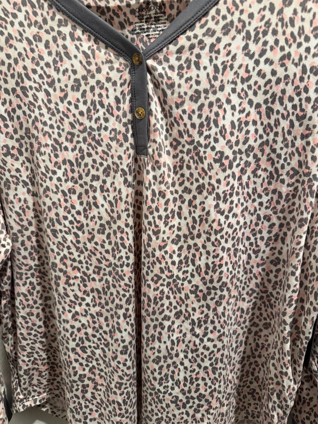 Cuddl Duds Leopard Print 2-Piece Pajama Set Henley Top & Joggers Size 1X 2