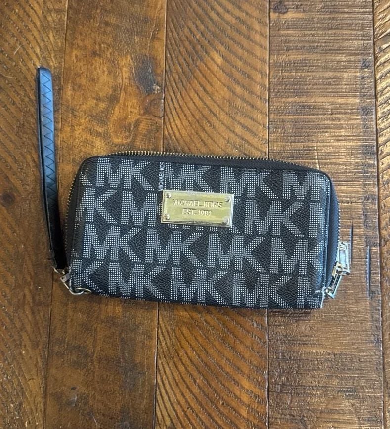 Michael Kors Signature Logo Double Zip Wristlet Wallet Black/Grey 2