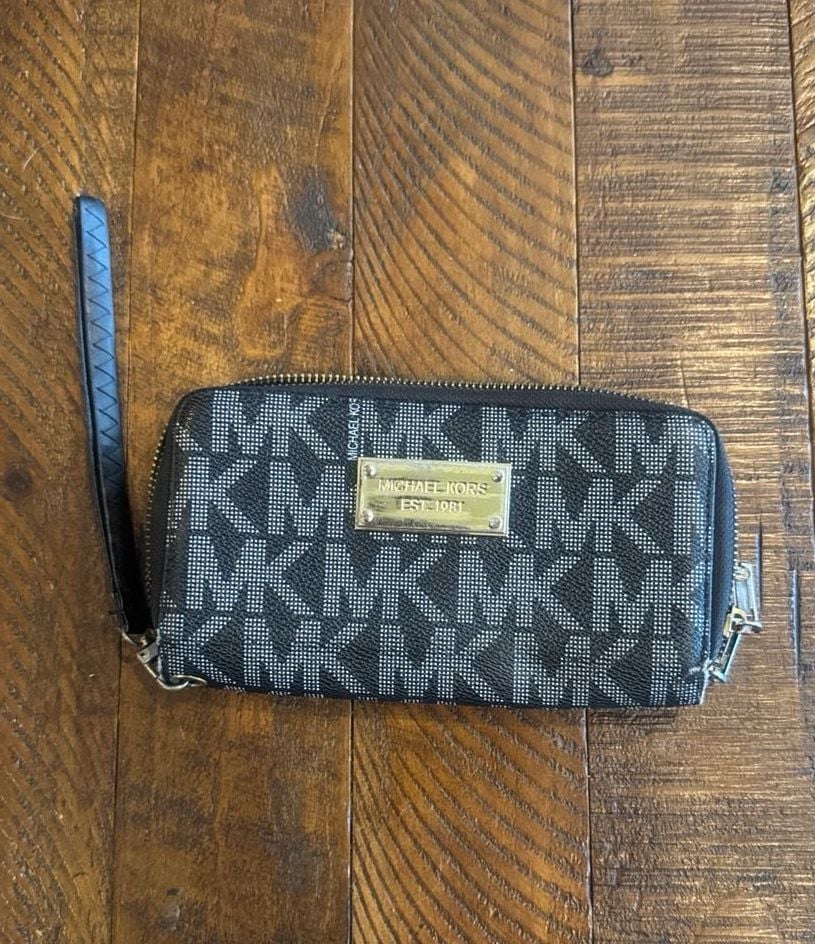 Michael Kors Signature Logo Double Zip Wristlet Wallet Black/Grey 3