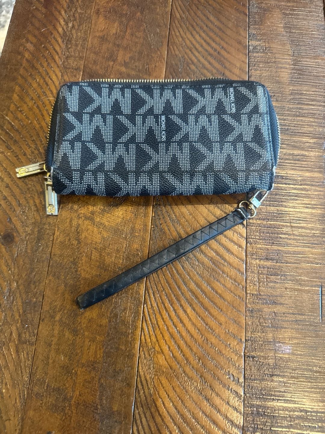 Michael Kors Signature Logo Double Zip Wristlet Wallet Black/Grey 8