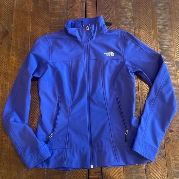 The North Face Womens Calentito Softshell Jacket Purple Sz SMALL