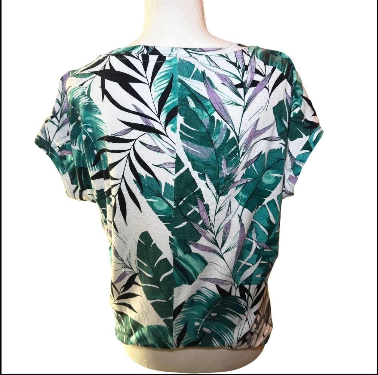 Jennifer Lopez Tropical Leaf Print Blouse Rhinestone Shoulder Small 6