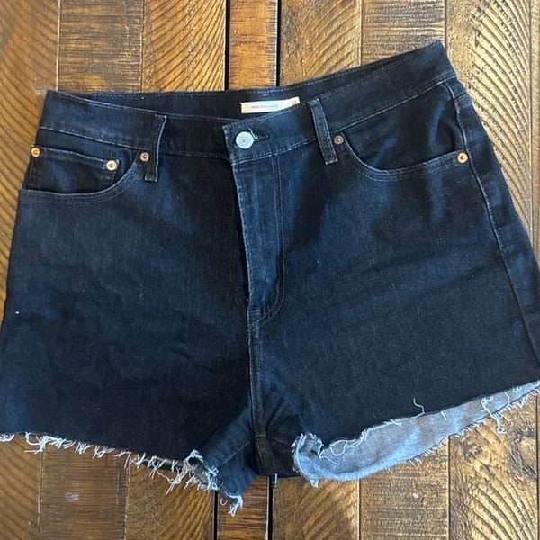 Levi's High Rise Denim Shorts Black Raw Hem Size 32