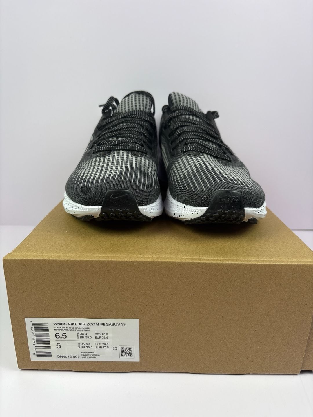 Nike Air Zoom Pegasus 38 Black White Speckled Running Shoes 8