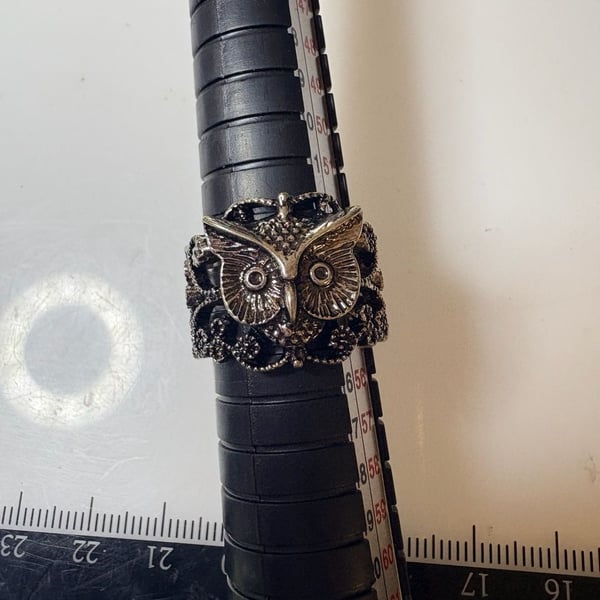 Ornate Owl Statement Ring Silver Tone Filigree Band