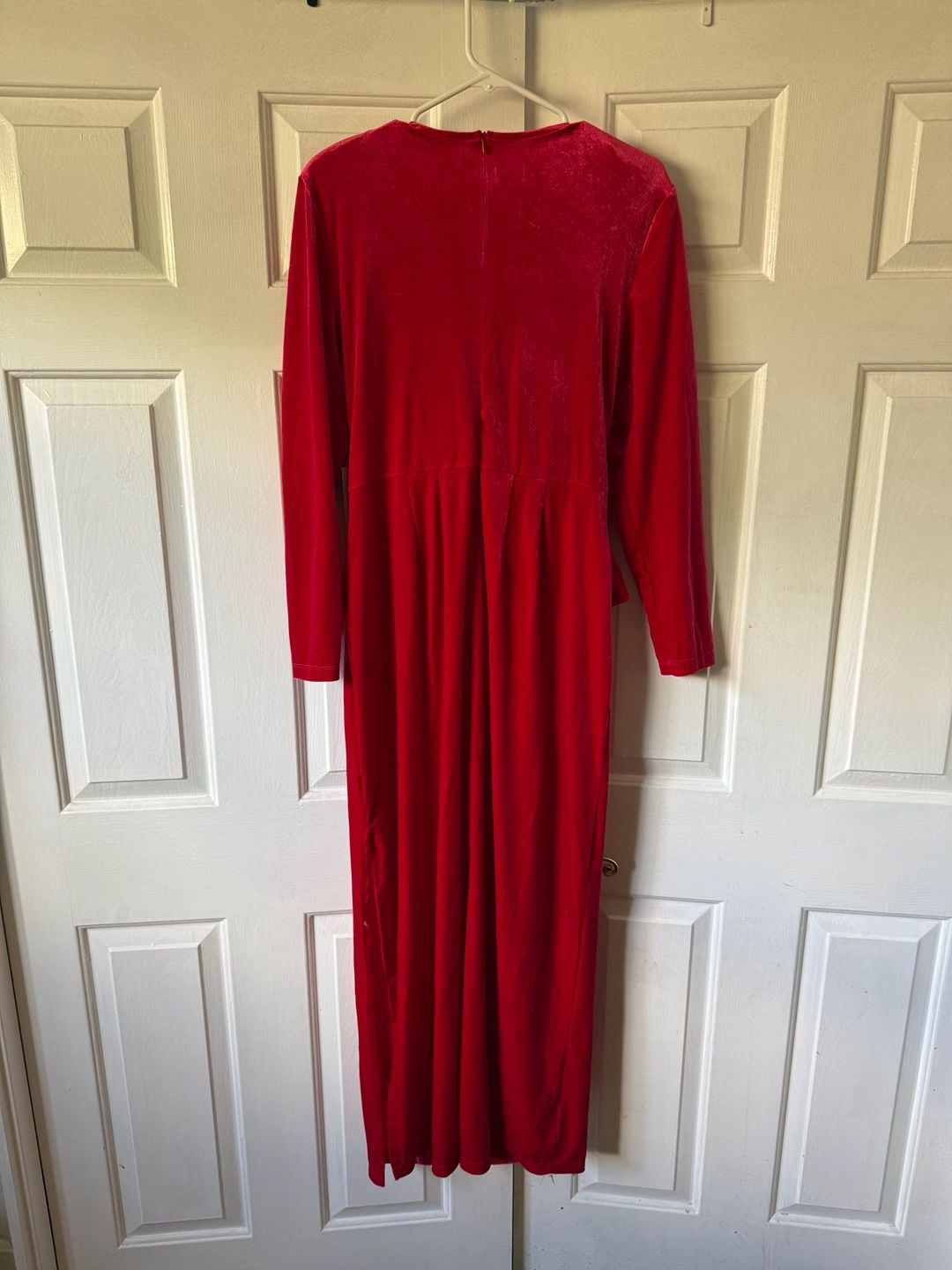 Eloquii Red Velvet Knot Front V-Neck Maxi Dress Size 16 NWT 4