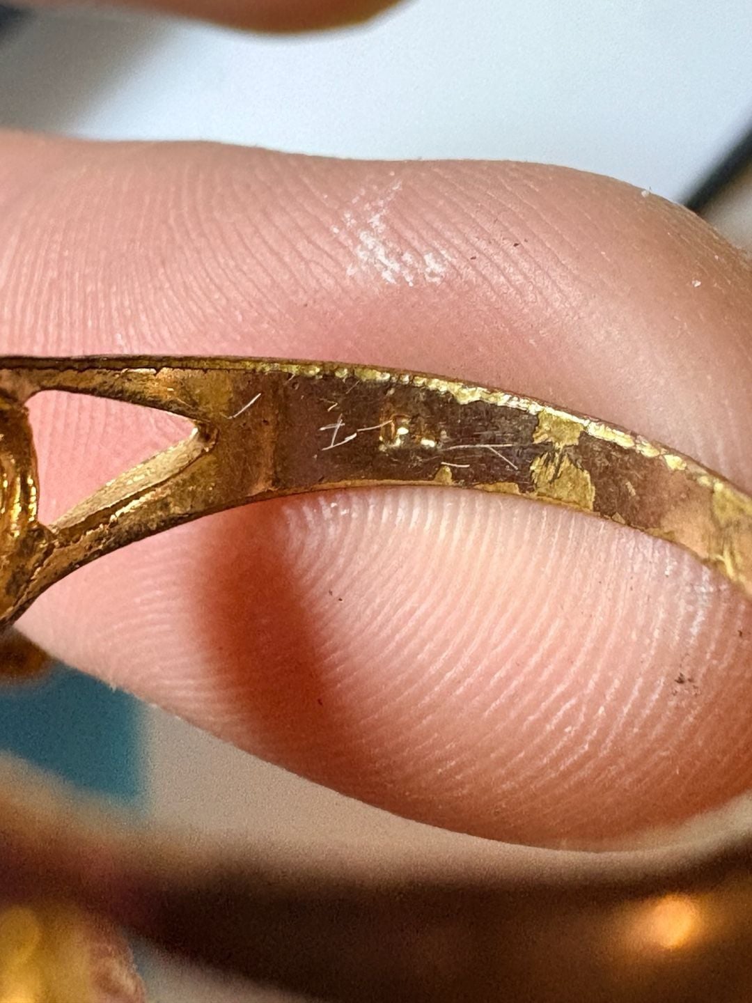 Vintage Gold Tone Scroll Filigree Ring with Triple Cubic Zirconia 8